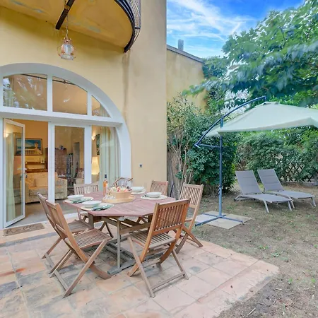 Villa Azzurra Front Beach - Pool - Happy Rentals アパート サントロペ