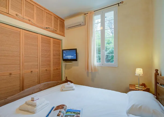 Апартаменты Azzurra Front - Happy