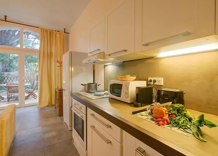 Апартаменты Azzurra Front - Happy *